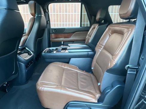 Used 2023 Lincoln Navigator L Reserve image 31