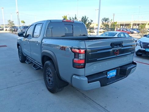 Certified 2025 Nissan Frontier PRO-4X image 4