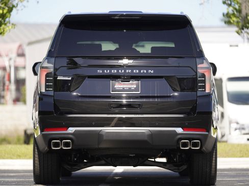 New 2026 Chevrolet Suburban High Country AWD/4WD image 47