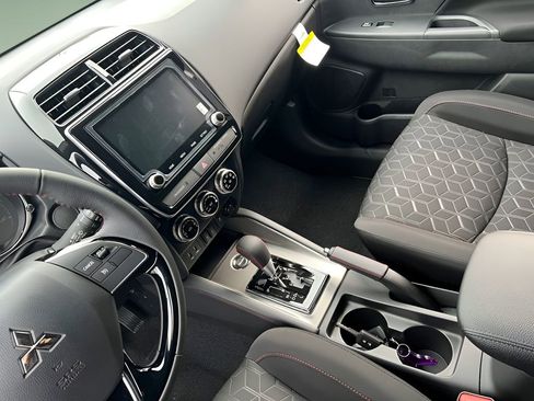 New 2025 Mitsubishi Outlander Sport AWD image 14