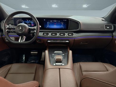 Used 2024 Mercedes-Benz GLS 450 4MATIC w/ AMG Line Exterior image 14