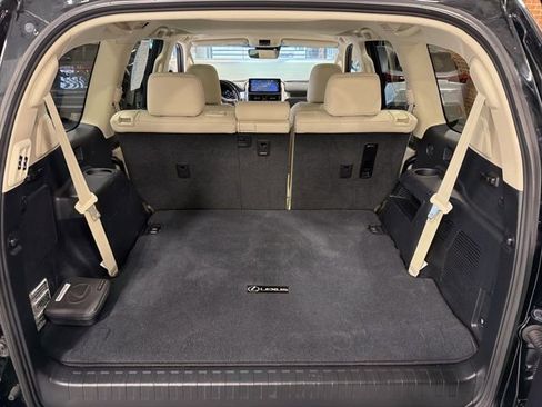 Used 2023 Lexus GX 460 Premium w/ Premium Plus Package image 33