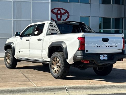 New 2026 Toyota Tacoma 4x4 Double Cab Hybrid image 6