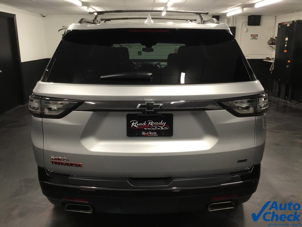 Used 2021 Chevrolet Traverse Premier w/ Redline Edition AWD/4WD image 9