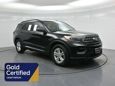Certified 2022 Ford Explorer XLT image 1