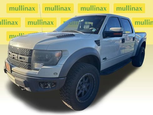 Used 2014 Ford F150 Raptor w/ Equipment Group 801A Luxury image 2