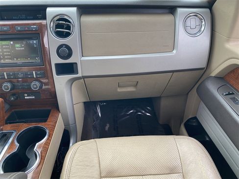 Used 2010 Ford F150 Lariat image 15