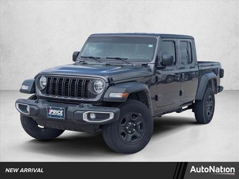 Used 2024 Jeep Gladiator Sport image 1