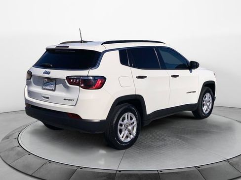 Used 2021 Jeep Compass Sport image 5