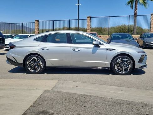 New 2026 Hyundai Sonata SEL FWD image 32