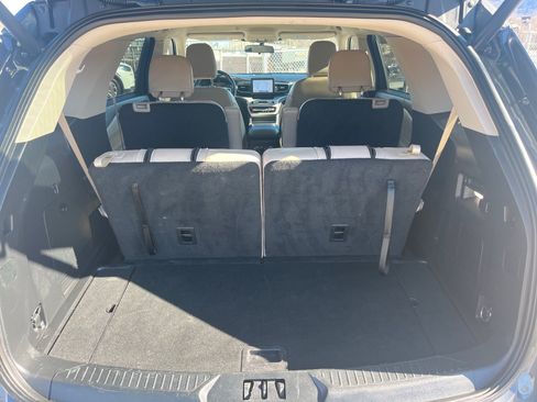 Certified 2022 Ford Explorer XLT w/ Equipment Group 202A image 21