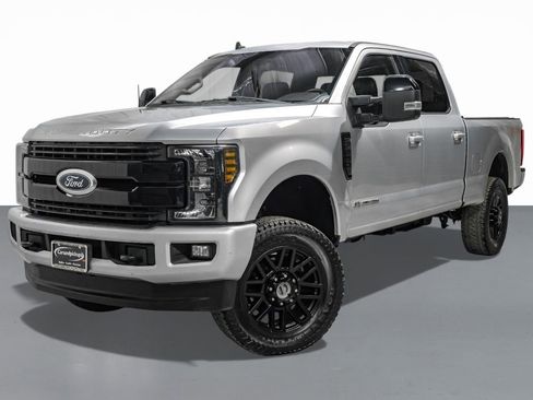 Used 2019 Ford F250 Lariat image 4