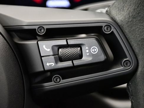 Used 2024 Porsche 911 Carrera T image 28