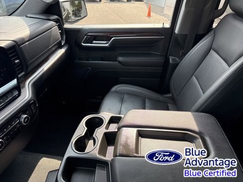 Used 2024 GMC Sierra 1500 SLT image 34