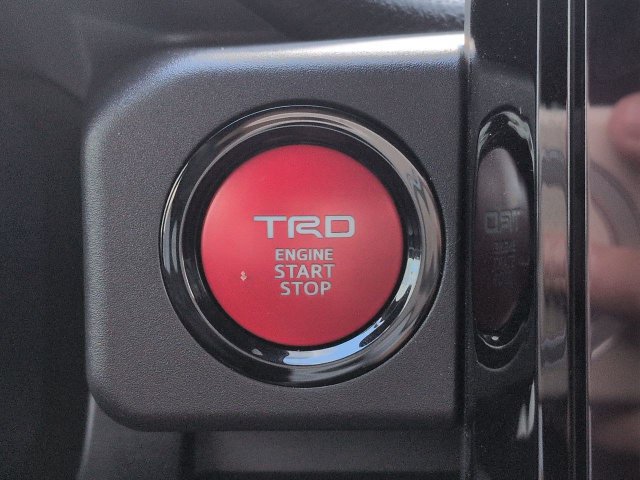 Used 2026 Toyota 4Runner TRD Off-Road Premium AWD/4WD image 31