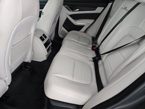 New 2026 Jaguar F-PACE R-Dynamic S image 5