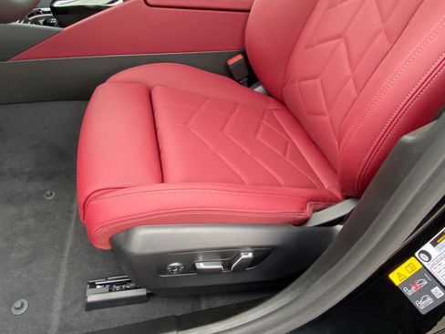 New 2027 BMW 550e xDrive AWD/4WD image 17