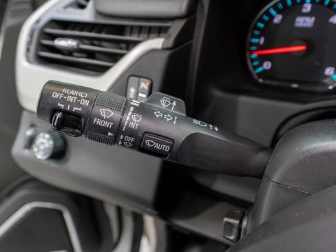 Used 2018 GMC Yukon SLT w/ Open Road Package image 30