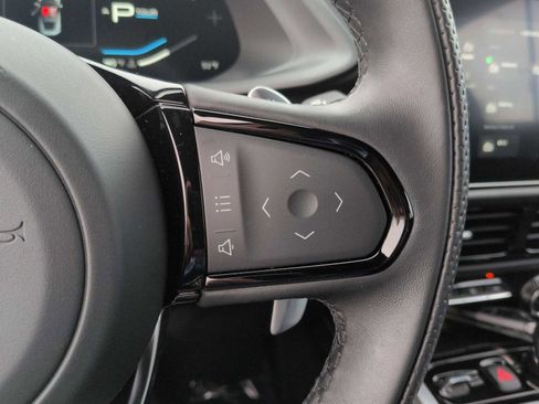 Used 2024 Lotus Emira First Edition image 21