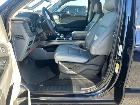 New 2025 Ford F150 Lightning Flash image 31