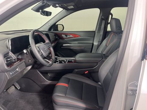 Certified 2024 Chevrolet Traverse RS image 23