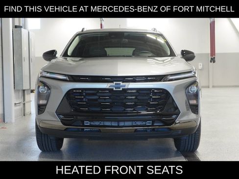 Used 2025 Chevrolet Trax ACTIV w/ Driver Confidence Package image 2