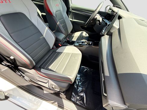 Used 2025 Volkswagen GTI Autobahn FWD image 14