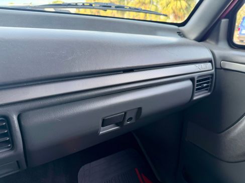 Used 1993 Ford F150 XL image 54