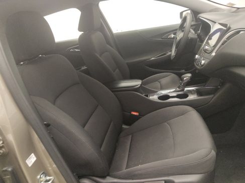 Used 2022 Chevrolet Malibu LT FWD image 21