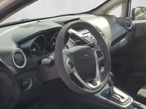 Used 2017 Ford Fiesta SE image 10