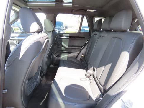Used 2019 BMW X1 xDrive28i w/ Convenience Package image 13