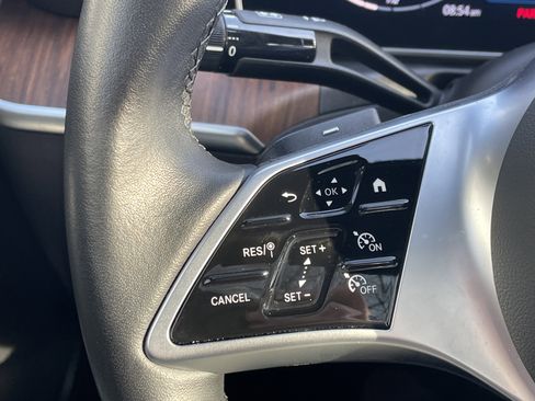 Certified 2025 Mercedes-Benz C 300 Sedan image 28