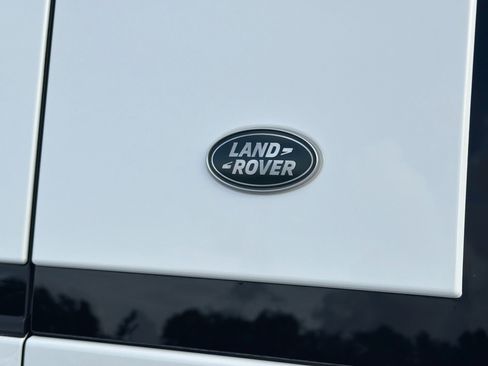 Used 2022 Land Rover Defender 110 S AWD/4WD image 46