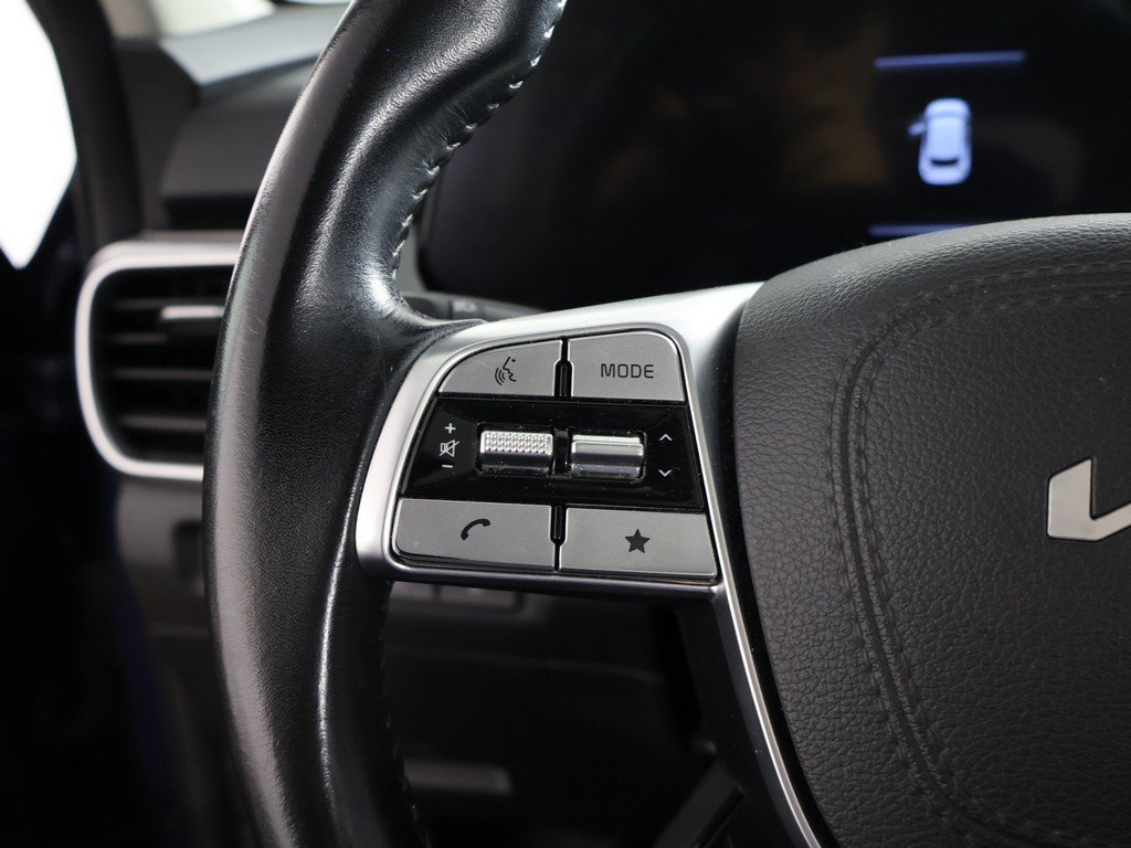 Used 2025 Kia Telluride S AWD/4WD image 46