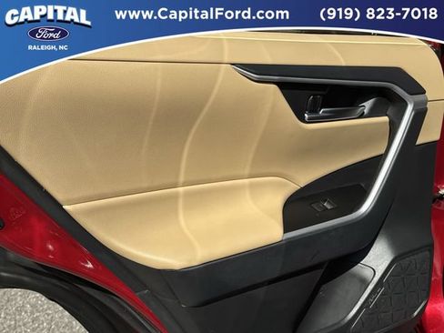 Used 2025 Toyota RAV4 XLE Premium FWD image 17