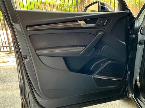 Used 2023 Audi SQ5 Premium Plus w/ Premium Plus Package image 29