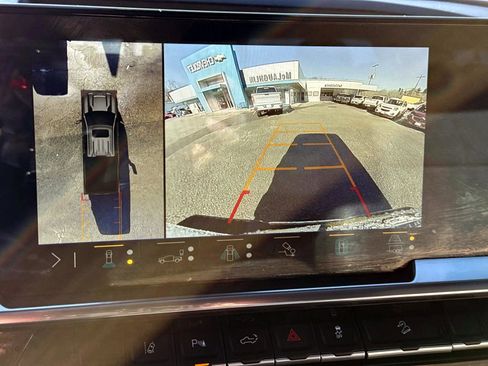 Certified 2024 Chevrolet Silverado 2500 LTZ w/ LTZ Premium Package image 19