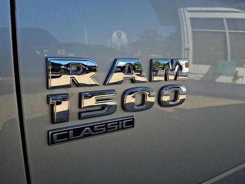 Used 2019 RAM 1500 Big Horn AWD/4WD image 29