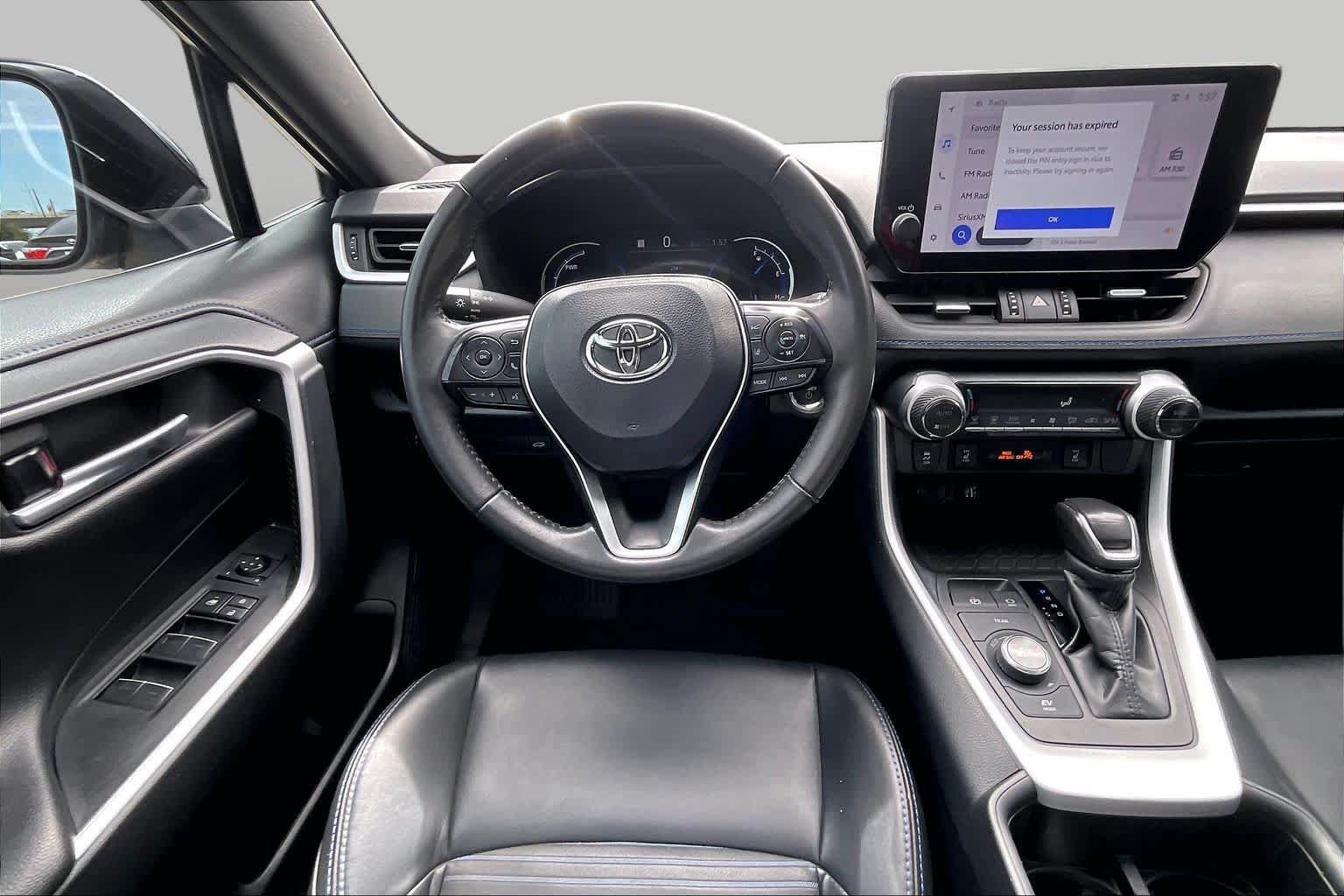 Used 2025 Toyota RAV4 XSE AWD/4WD image 6