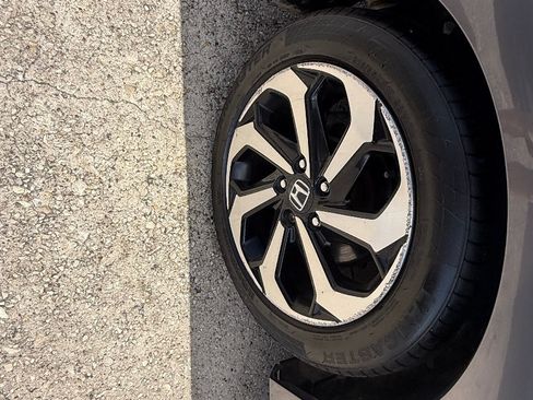 Used 2017 Honda Accord EX-L image 11