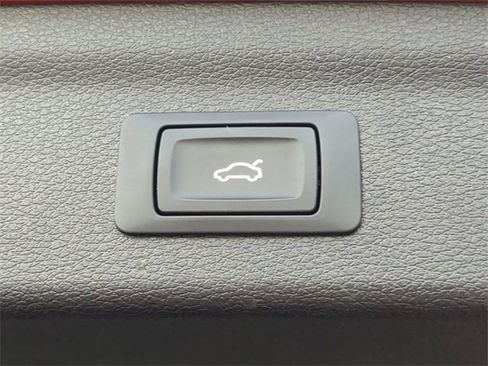 Used 2022 Audi Q3 2.0T Premium Plus image 10