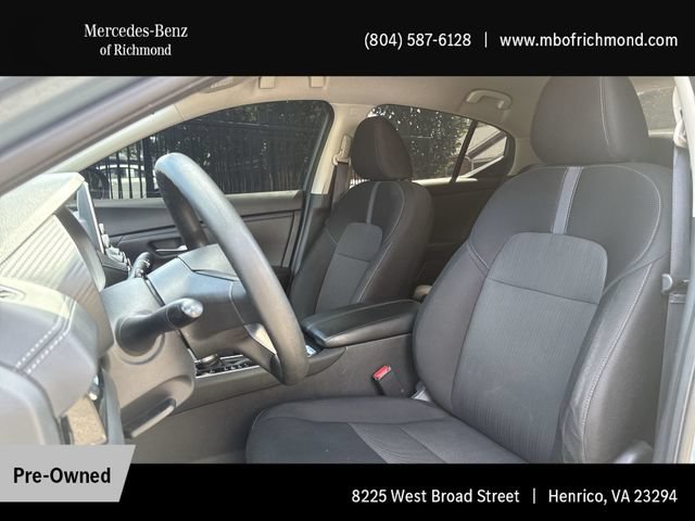 Used 2024 Nissan Sentra SV FWD image 13