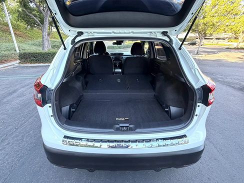 Used 2020 Nissan Rogue Sport S w/ Appearance Package FWD image 17