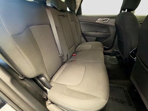 Used 2024 Kia Sportage LX image 14