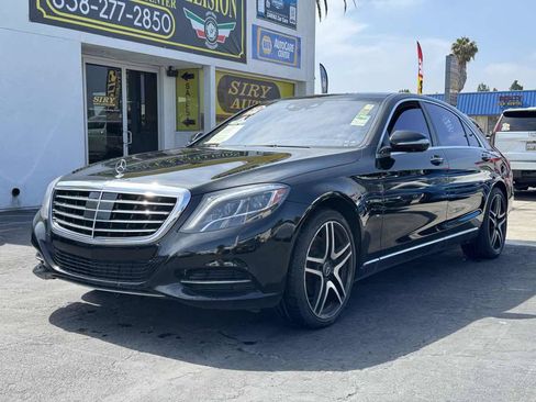 Used 2017 Mercedes-Benz S 550 Sedan image 4
