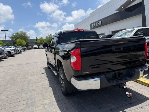 Used 2020 Toyota Tundra Limited w/ TRD Off-Road Package AWD/4WD image 8