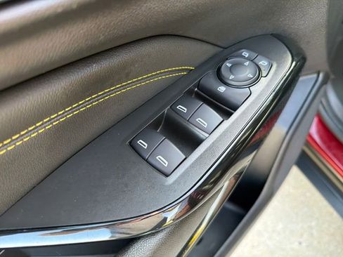 Used 2025 Chevrolet Trax LT image 13