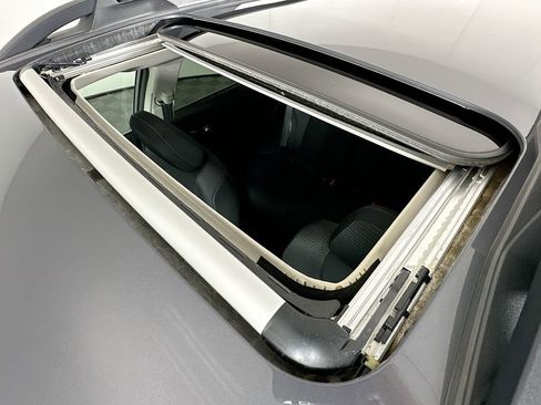 Used 2022 Subaru Outback Premium AWD/4WD image 22