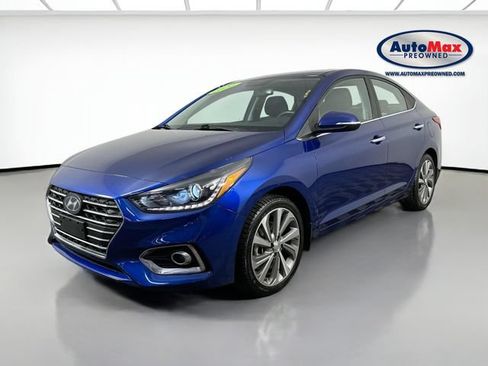 Used 2022 Hyundai Accent Limited w/ Cargo Package FWD image 5