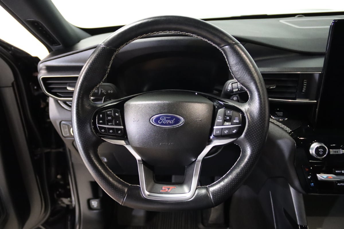 Used 2023 Ford Explorer ST w/ Technology Package AWD/4WD image 43